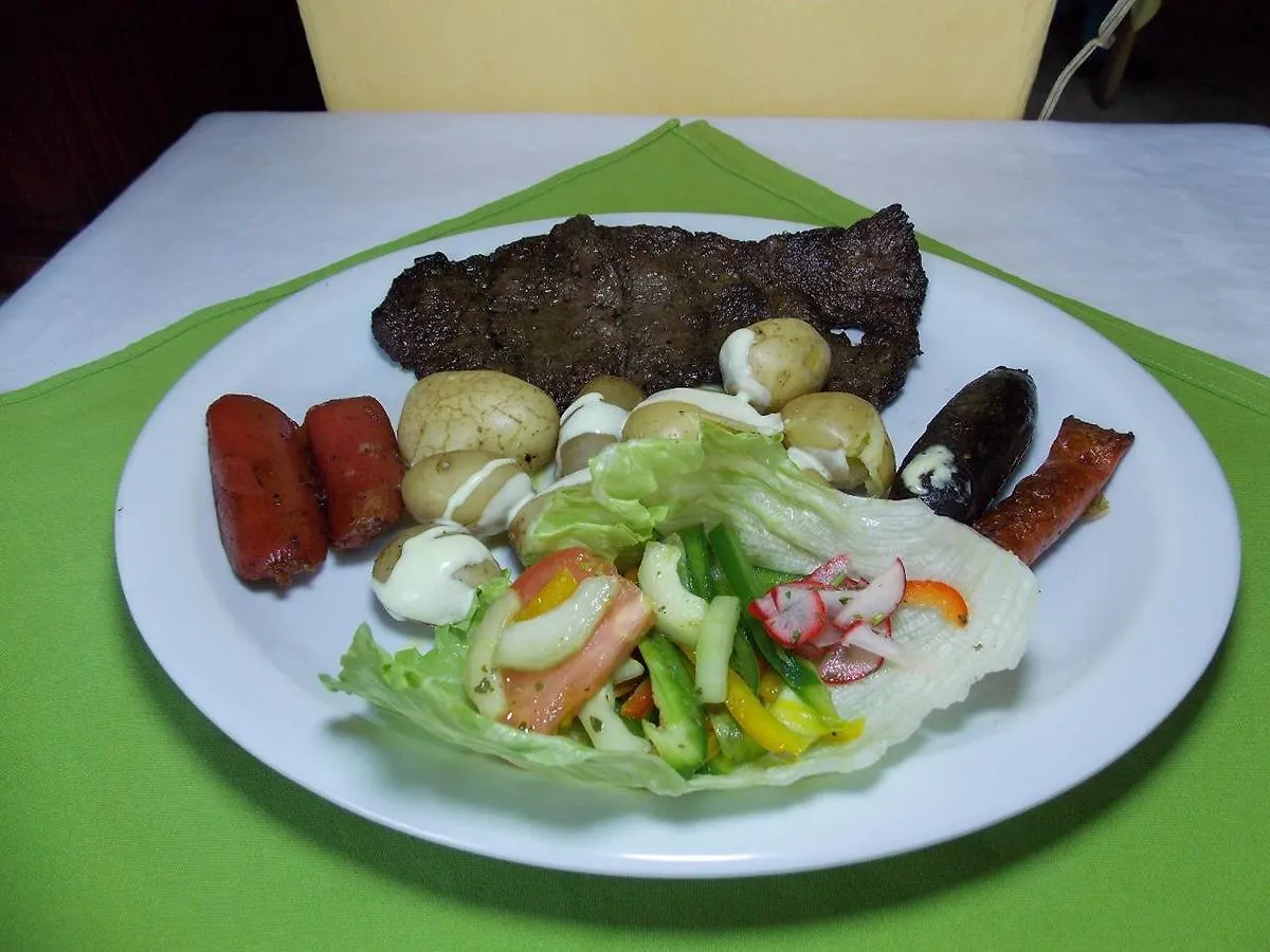 Frühstückspension Hosteria La Ponderosa Quito Ecuador